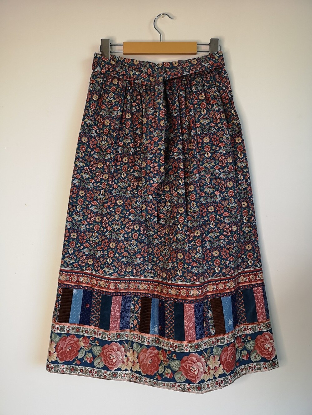 80s Suttles and Seawinds Quilted Skirt - Picture 3 of 6